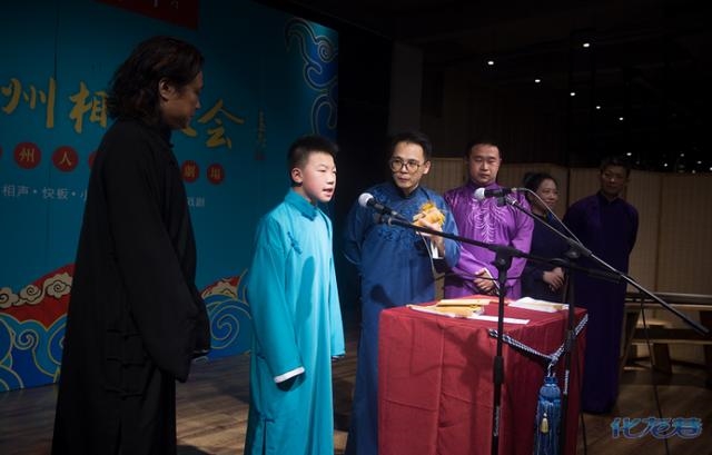 這些年，他們?cè)诔Ｖ菡f相聲！弘揚(yáng)相聲藝術(shù)，傳播常州文化！