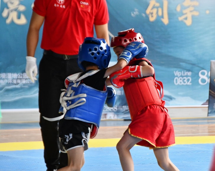 匯聚精英、培養(yǎng)人才，2020川南五市武術(shù)散打邀請賽圓滿落幕