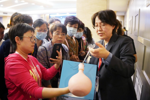 聚焦“早產兒”第一屆早產大會在蓉成功召開