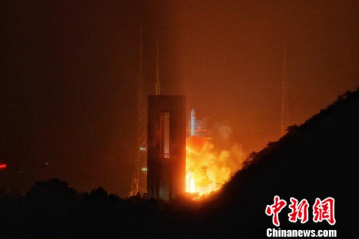 圖片:郭文彬 楊熙 點(diǎn)擊進(jìn)入下一頁(yè)