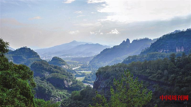 攝圖網_501023246_福建武夷山風景區(qū)風光（企業(yè)商用）.jpg