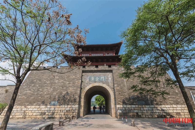 攝圖網(wǎng)_501041467_江西贛州古城門(企業(yè)商用).jpg 攝圖網(wǎng)_501041467_江西贛州古城門(企業(yè)商用).jpg