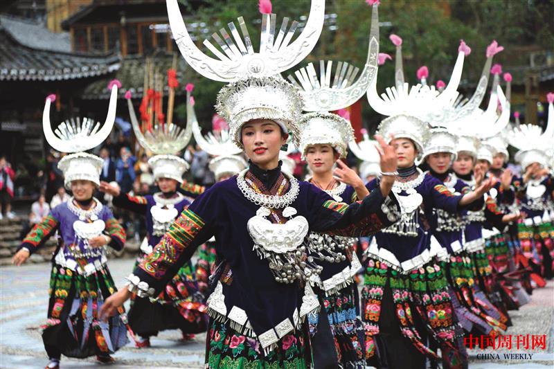 貴陽民族風(fēng)情圖.jpg 貴陽民族風(fēng)情圖.jpg